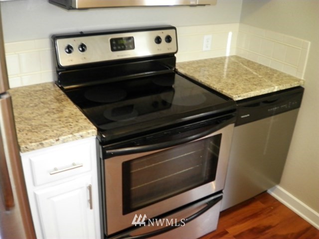 2198 Southeast Sedgwick Road Port Orchard, WA 98366 - Photo 7 of 22 Gallery Image 7