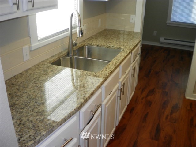 2198 Southeast Sedgwick Road Port Orchard, WA 98366 - Photo 8 of 22 Gallery Image 8