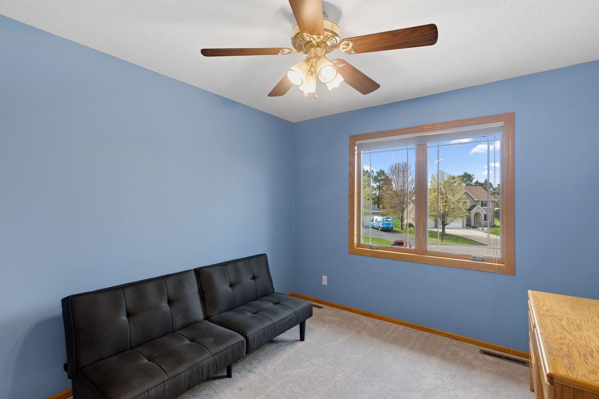 10053 Raleigh Court Woodbury, MN 55129 - Photo 18 of 37