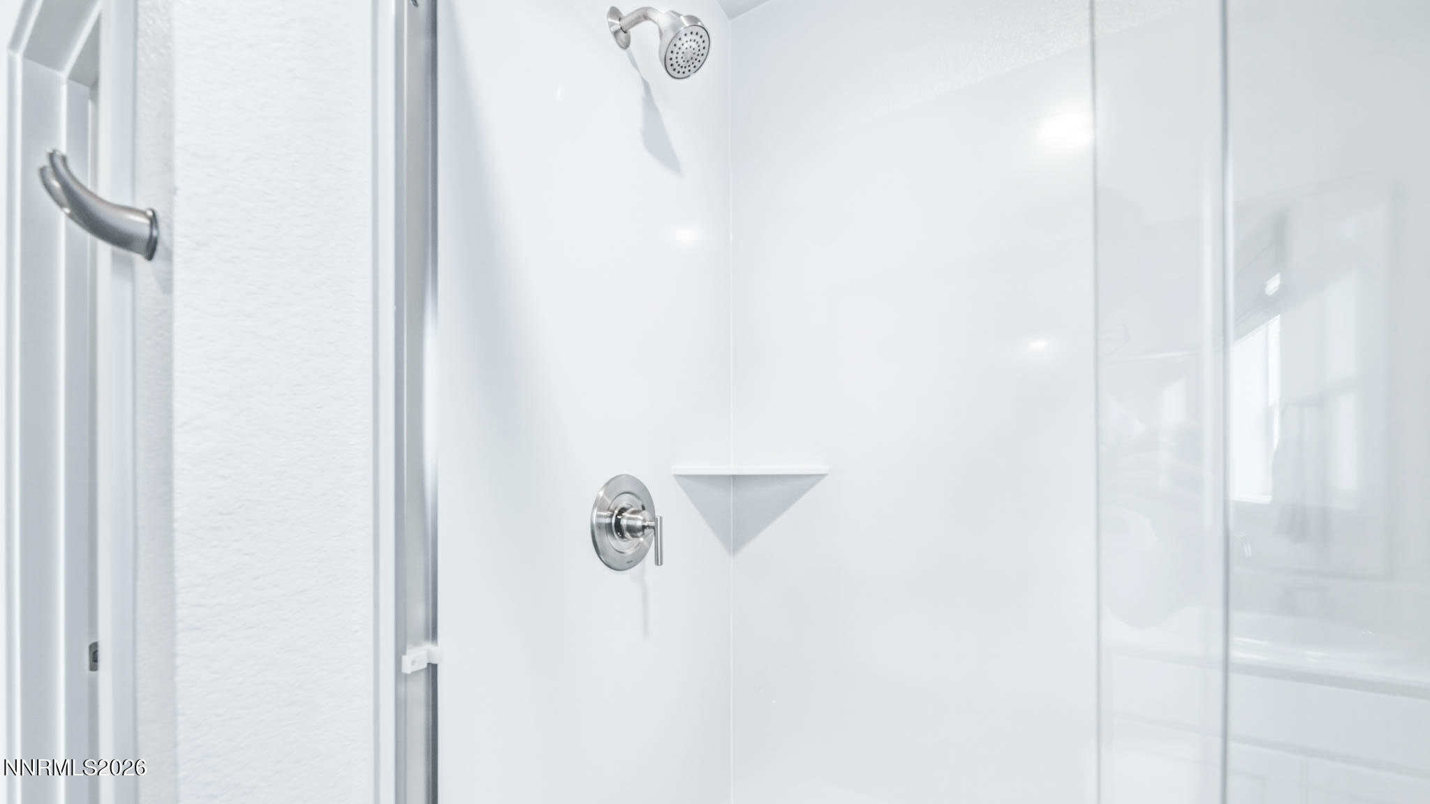 3615 George Sullivan Parkway Reno, NV 89512 - Photo 21 of 29 Primary Bathroom