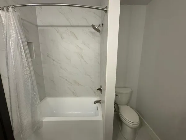 $2,699 | 4324 Barnard Street, Metairie, LA 70001