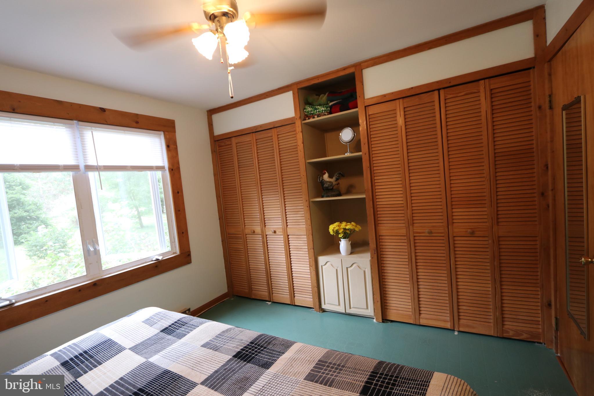 11078 Central Avenue Ridgely, MD 21660 - Photo 21 of 48 nice louvered doors & built ins