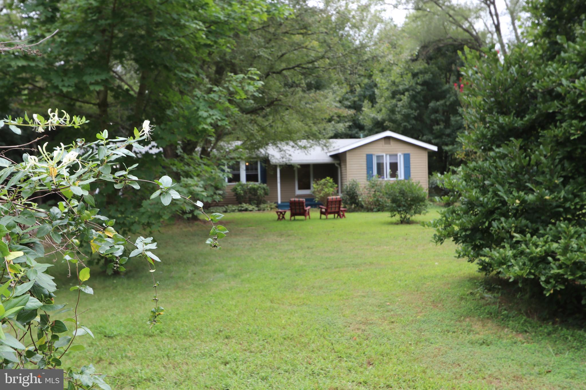 11078 Central Avenue Ridgely, MD 21660 - Photo 4 of 48 peaceful sitting