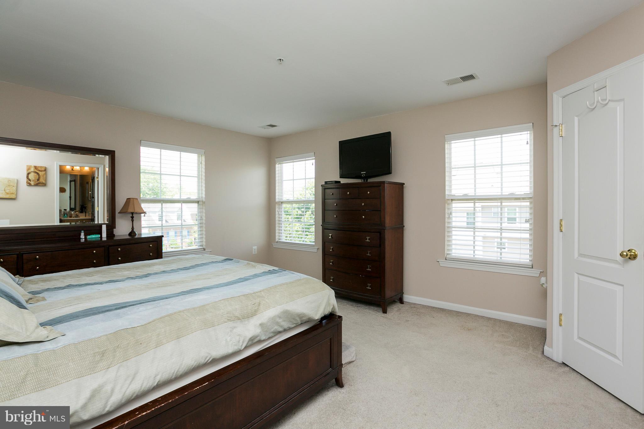 254 Pidco Road Reisterstown, MD 21136 - Photo 15 of 30 Bedroom (Master)