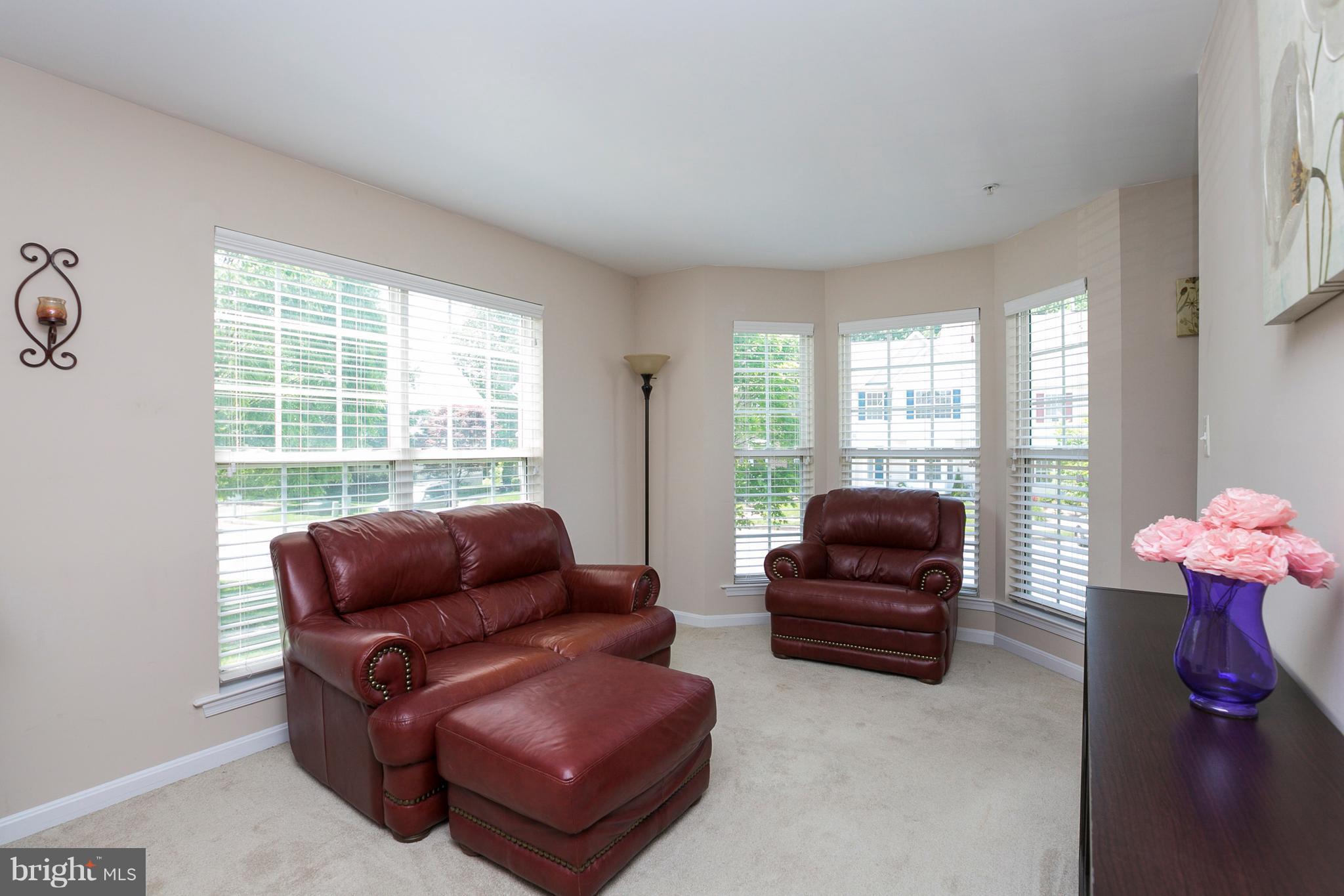 254 Pidco Road Reisterstown, MD 21136 - Photo 16 of 30 Living Room with Bow Window