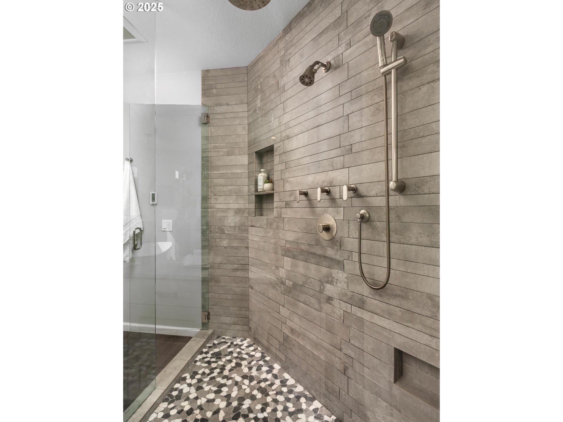 2118 Northwest Mill Pond Road Portland, OR 97229 - Photo 24 of 44 a bathroom with a shower