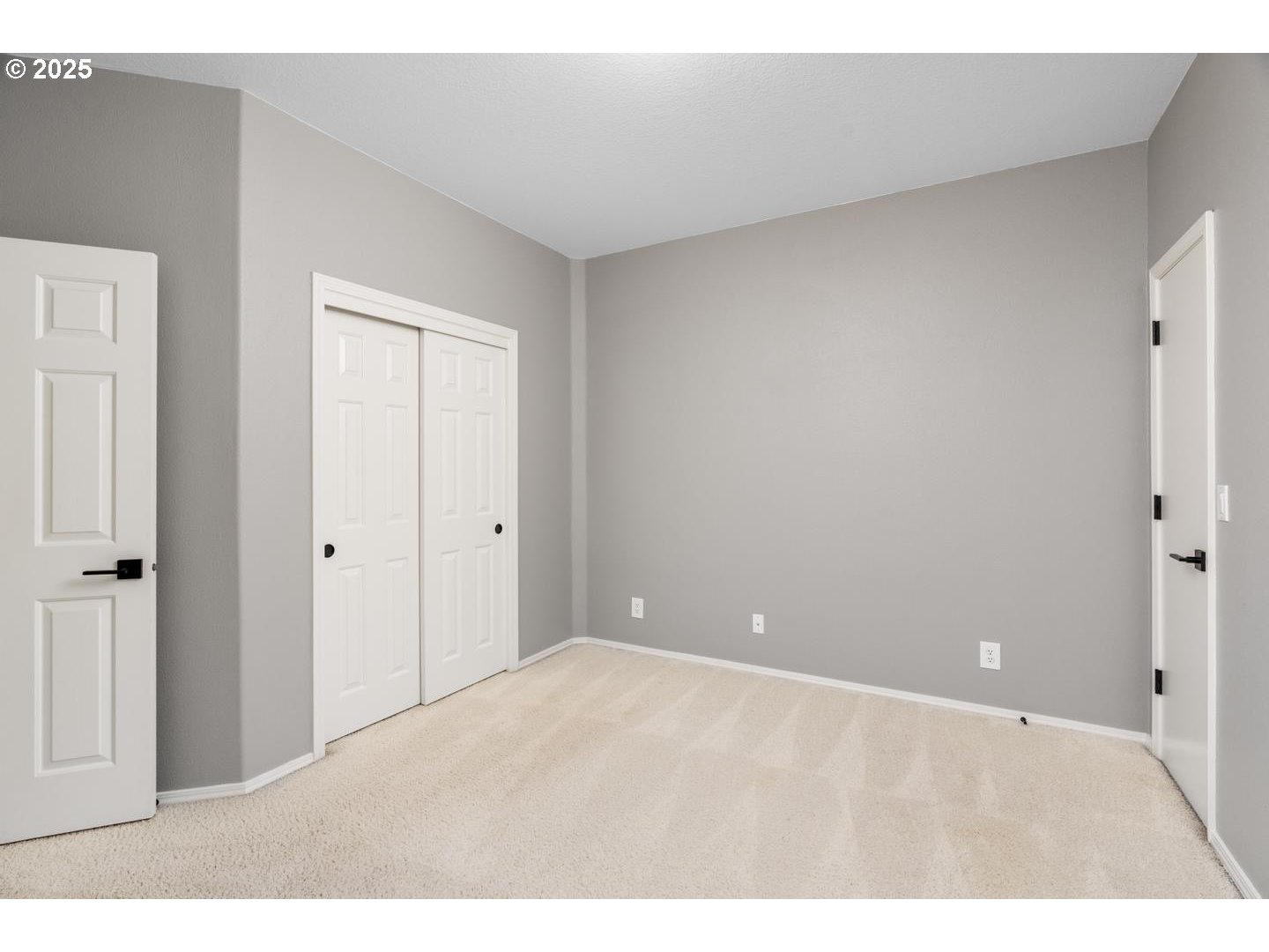 2118 Northwest Mill Pond Road Portland, OR 97229 - Photo 27 of 44