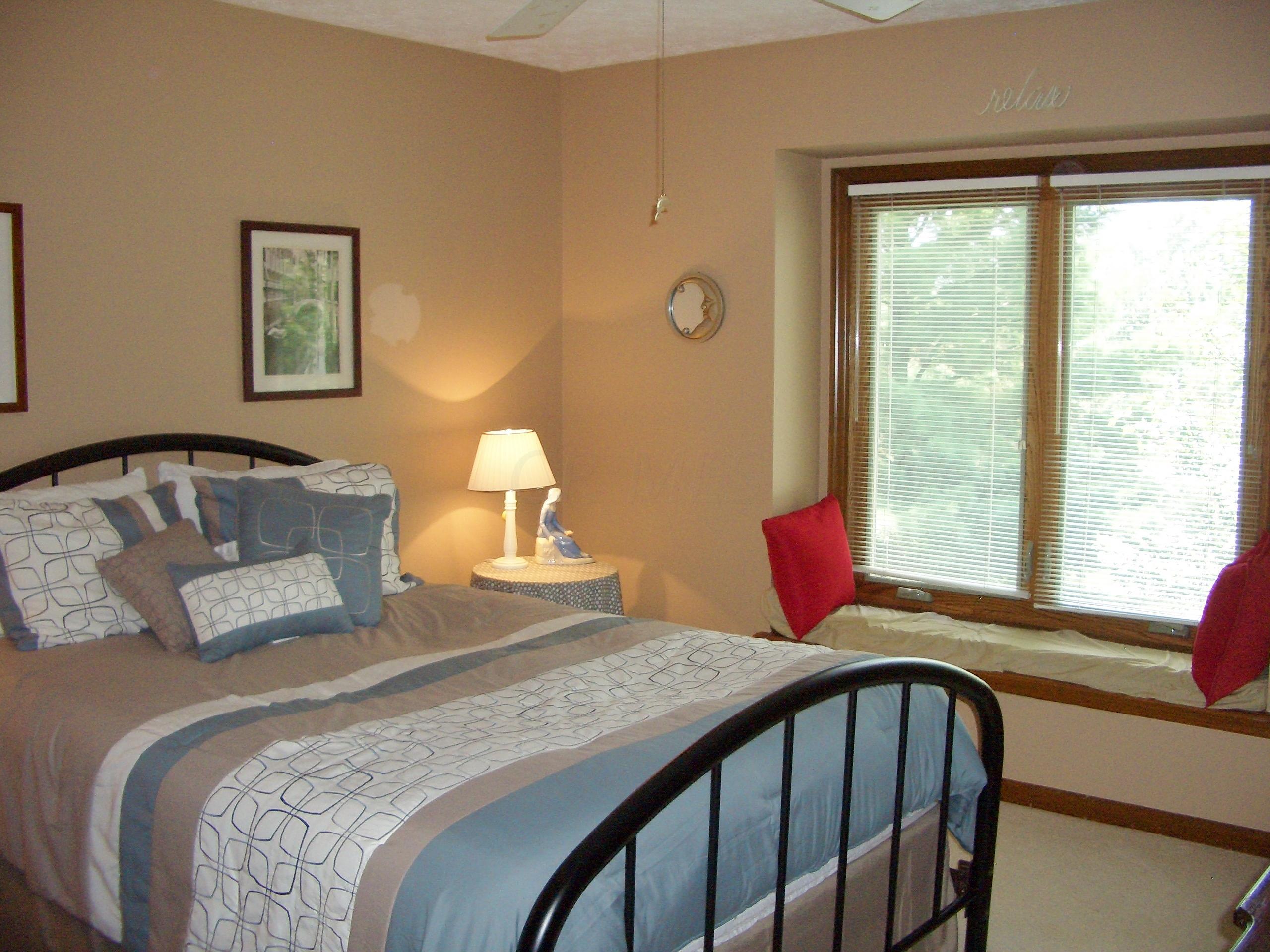 1138 Riva Ridge Boulevard Columbus, OH 43230 - Photo 19 of 31 Gallery Image 19