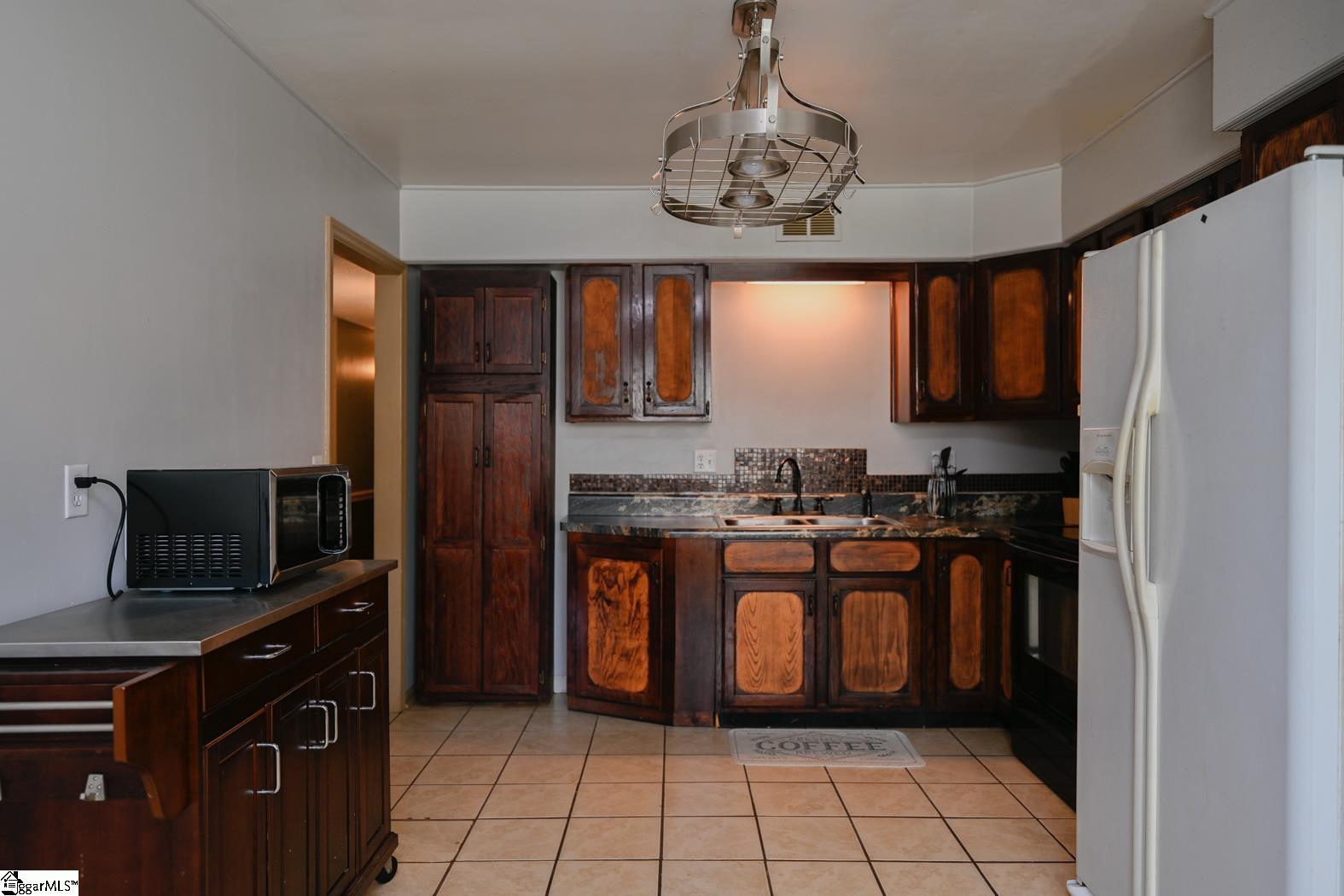 200 Whitmire Road Easley, SC 29640 - Photo 6 of 16 Gallery Image 6