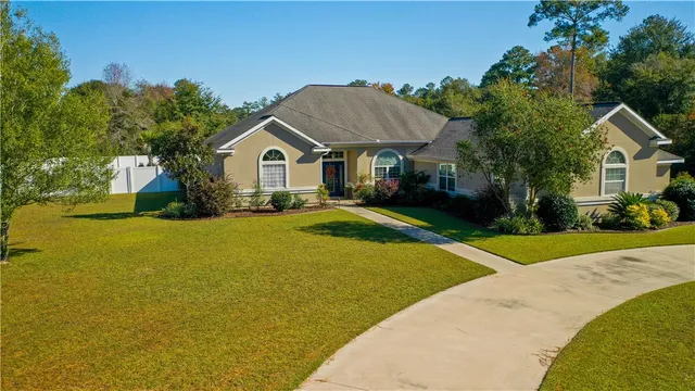 $464,900 | 606 Stonewall Jackson Place, Waycross, GA 31503