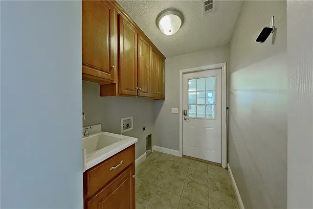 $464,900 | 606 Stonewall Jackson Place, Waycross, GA 31503