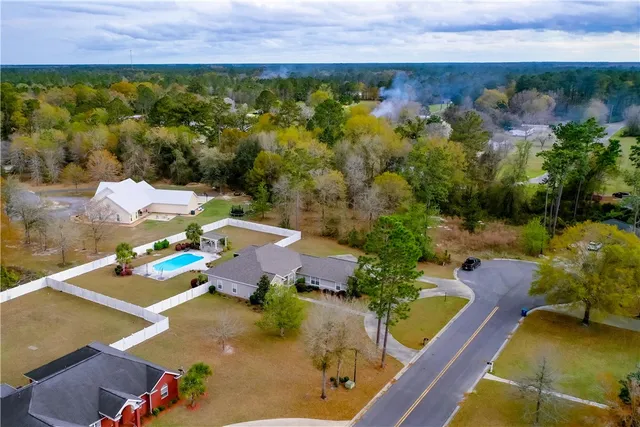 $464,900 | 606 Stonewall Jackson Place, Waycross, GA 31503