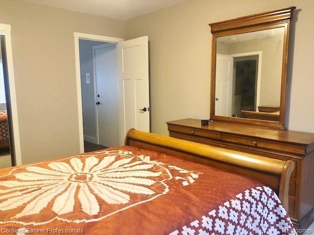 29322 Hoover Road Warren, MI 48093 - Photo 12 of 23
