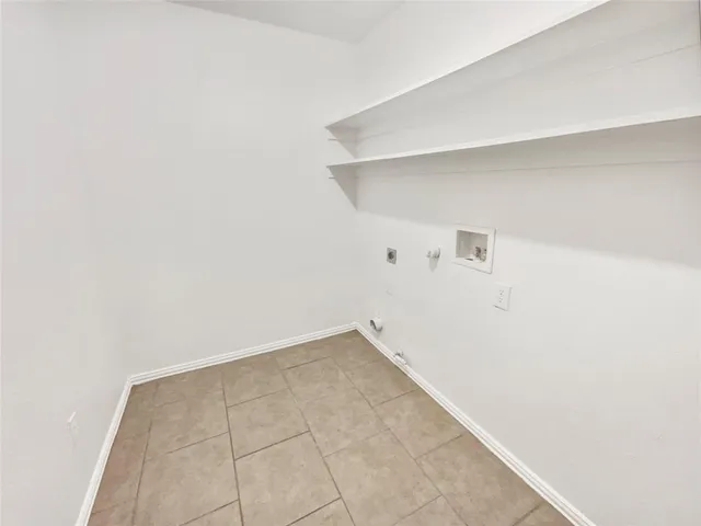 $315,000 | 2601 Crestwood Drive, Burleson, TX 76028