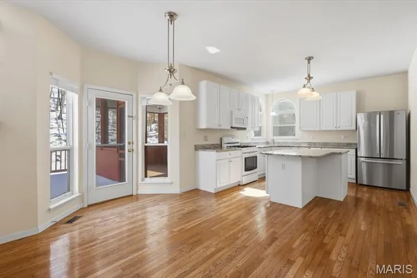 $425,000 | 650 Legends View Drive, Eureka, MO 63025