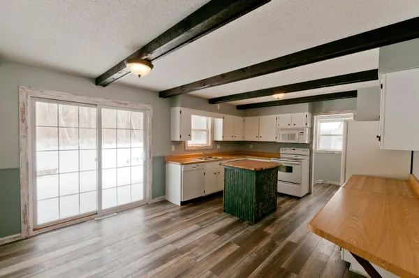 $249,900 | W956 County Rd D, Birchwood, WI 54817