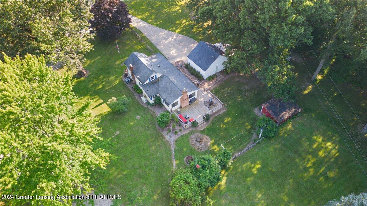 9978 Stoll Road Haslett, MI 48840 - Photo 44 of 51 04-Media Jett - 04