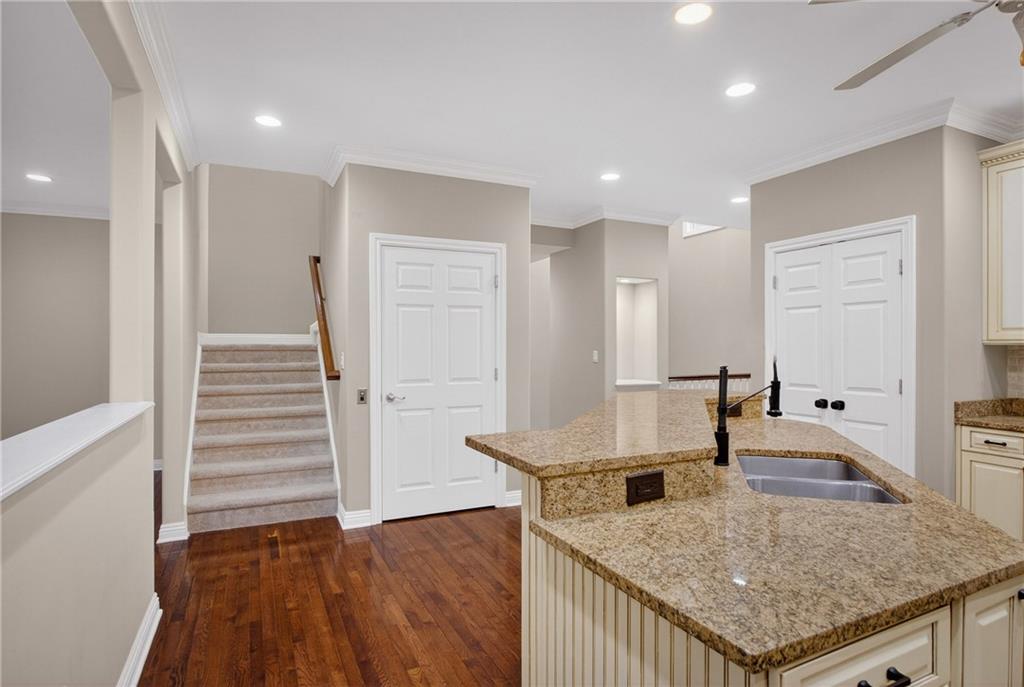 402 Georgetowne Court Wexford, PA 15090 - Photo 16 of 48