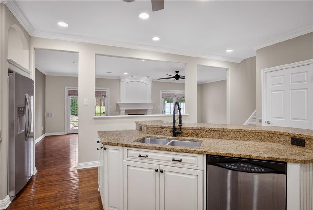 402 Georgetowne Court Wexford, PA 15090 - Photo 17 of 48