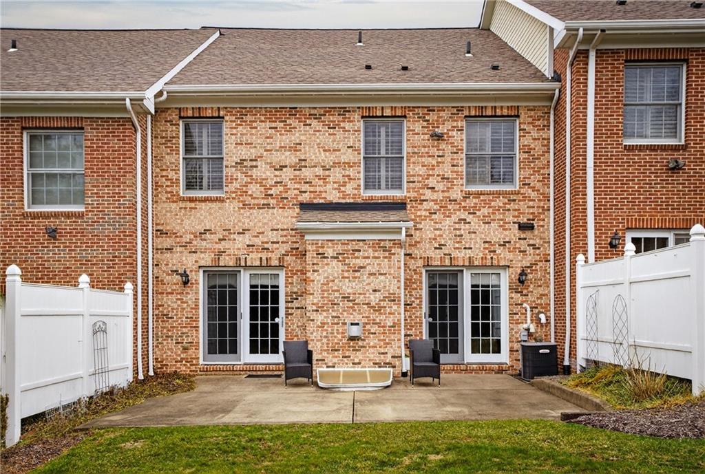402 Georgetowne Court Wexford, PA 15090 - Photo 39 of 48