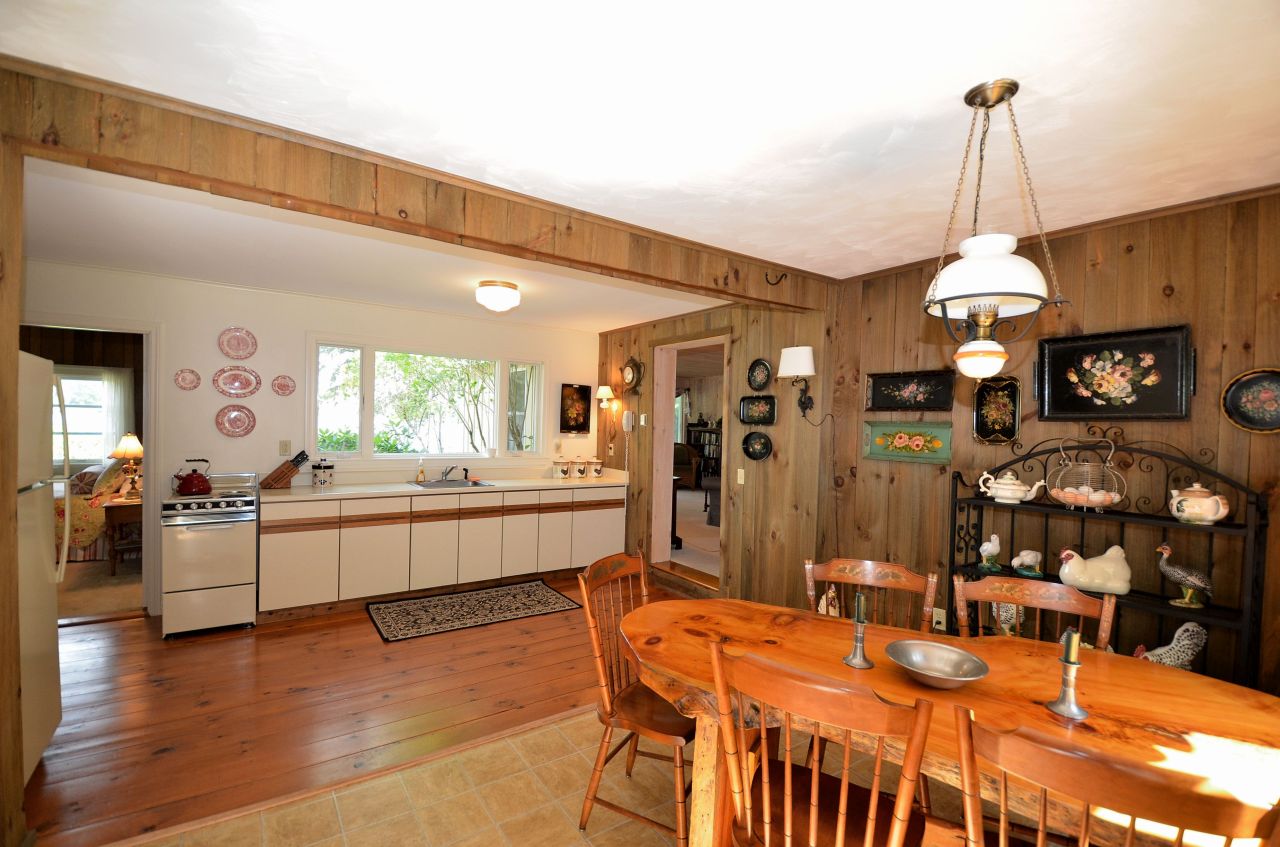 237 East Shore Road Becket, MA 01223 - Photo 6 of 16 Kichen
