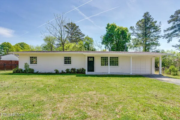 $399,900 | 1606 Redwood Drive, Chattanooga, TN 37421