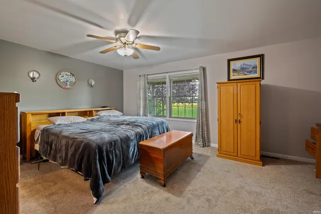 $375,000 | 3869 Highway 116, Markle, IN 46770