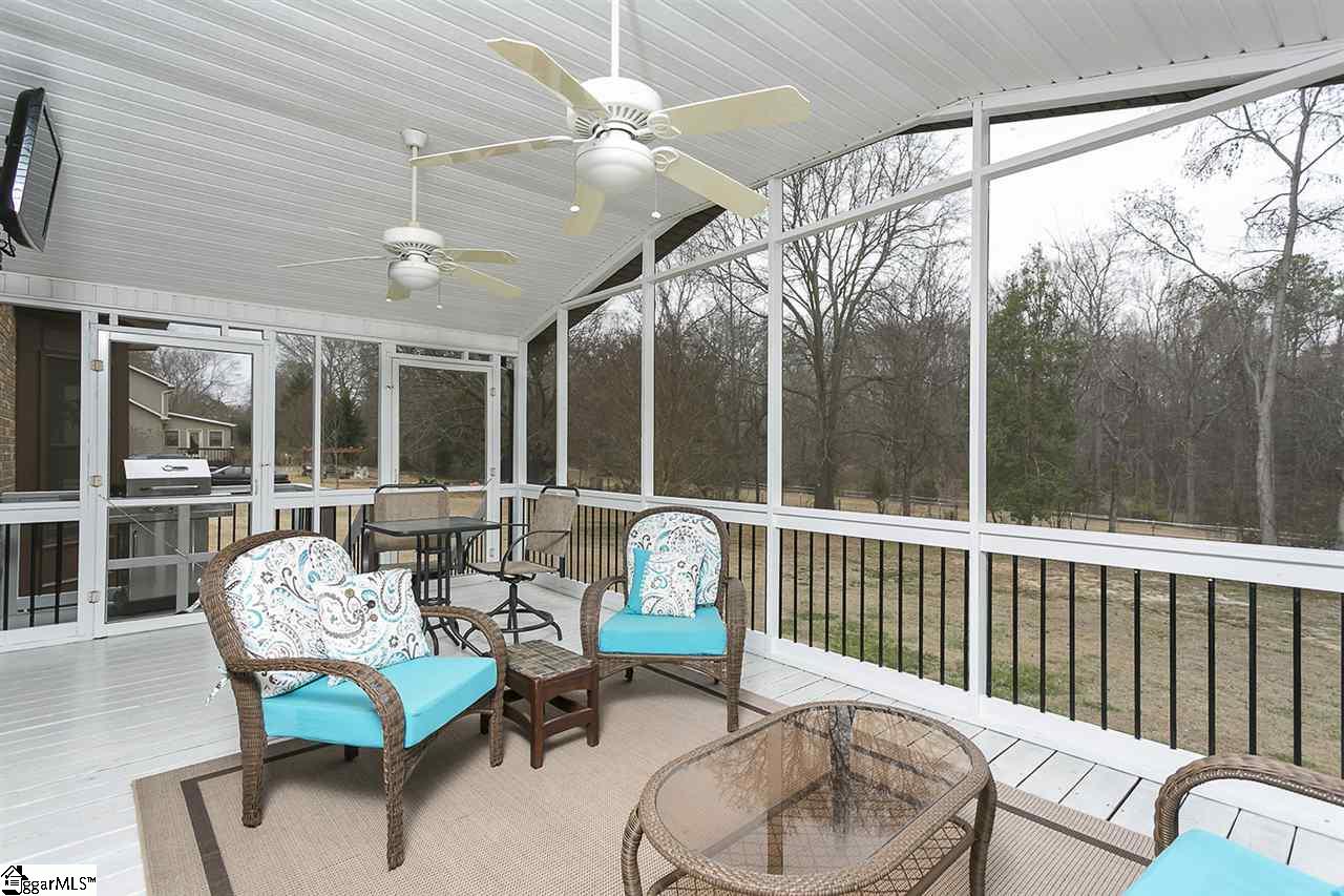 107 Taniere Court Simpsonville, SC 29680 - Photo 17 of 34 Gallery Image 17