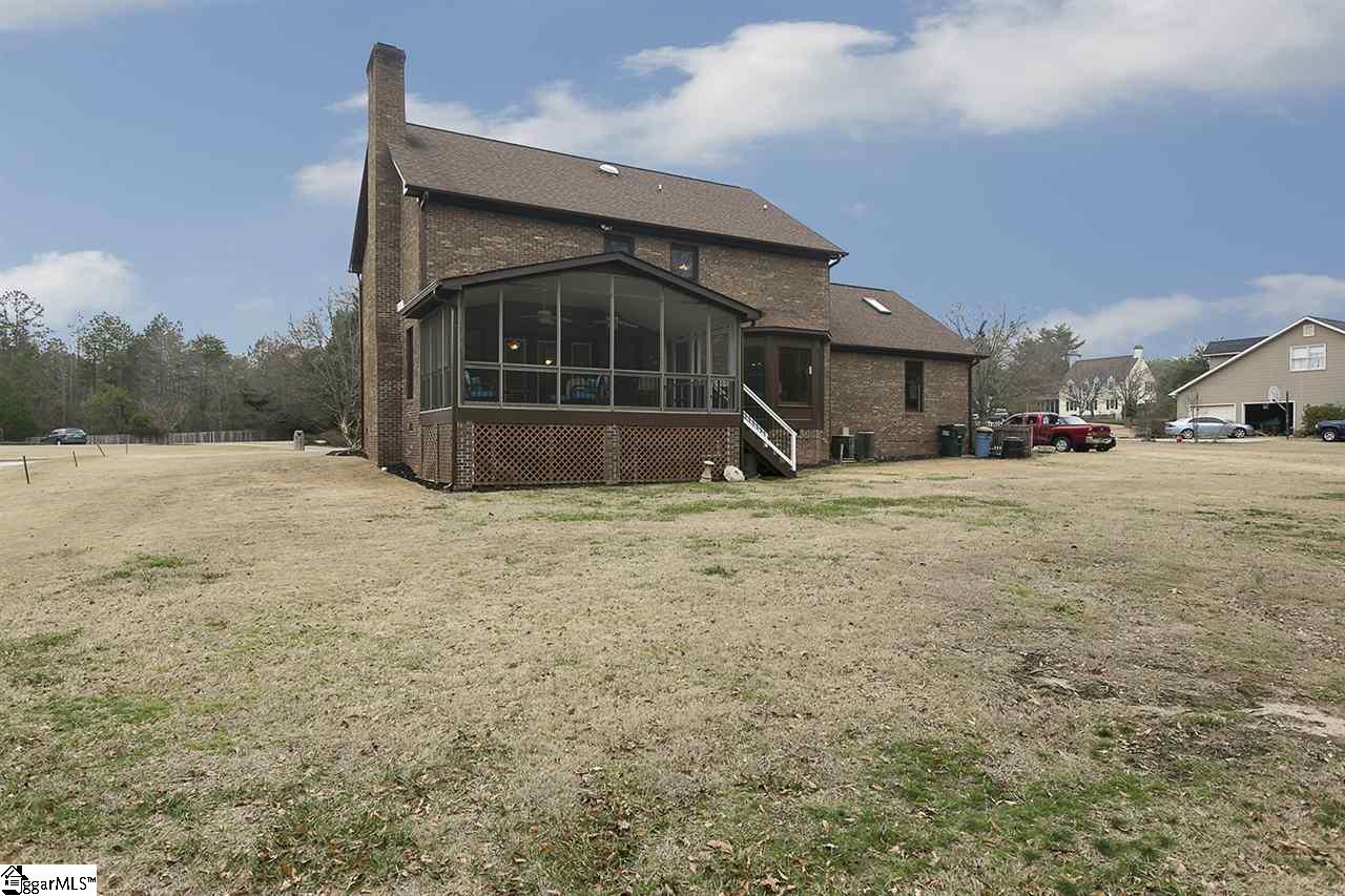 107 Taniere Court Simpsonville, SC 29680 - Photo 33 of 34 Gallery Image 33