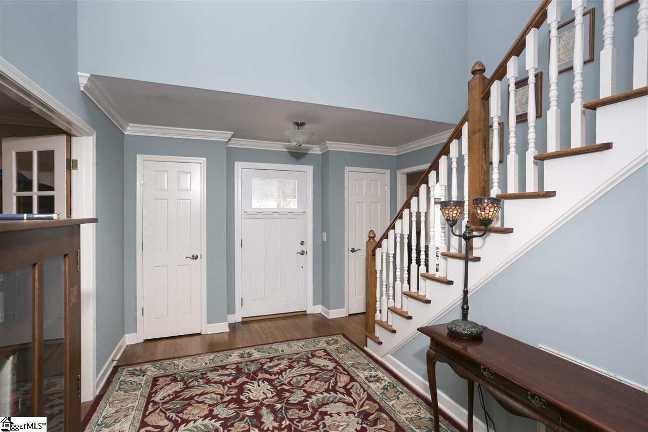 107 Taniere Court Simpsonville, SC 29680 - Photo 5 of 34 Gallery Image 5