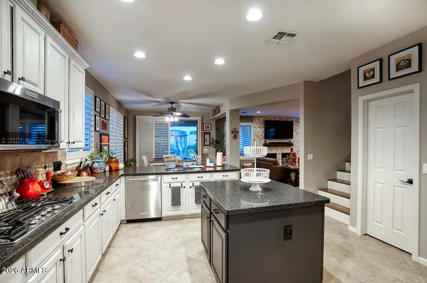 $949,000 | 4080 East Laurel Avenue, Gilbert, AZ 85234