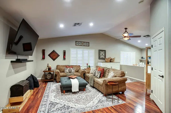 $949,000 | 4080 East Laurel Avenue, Gilbert, AZ 85234
