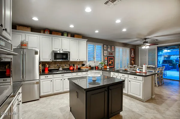 $949,000 | 4080 East Laurel Avenue, Gilbert, AZ 85234