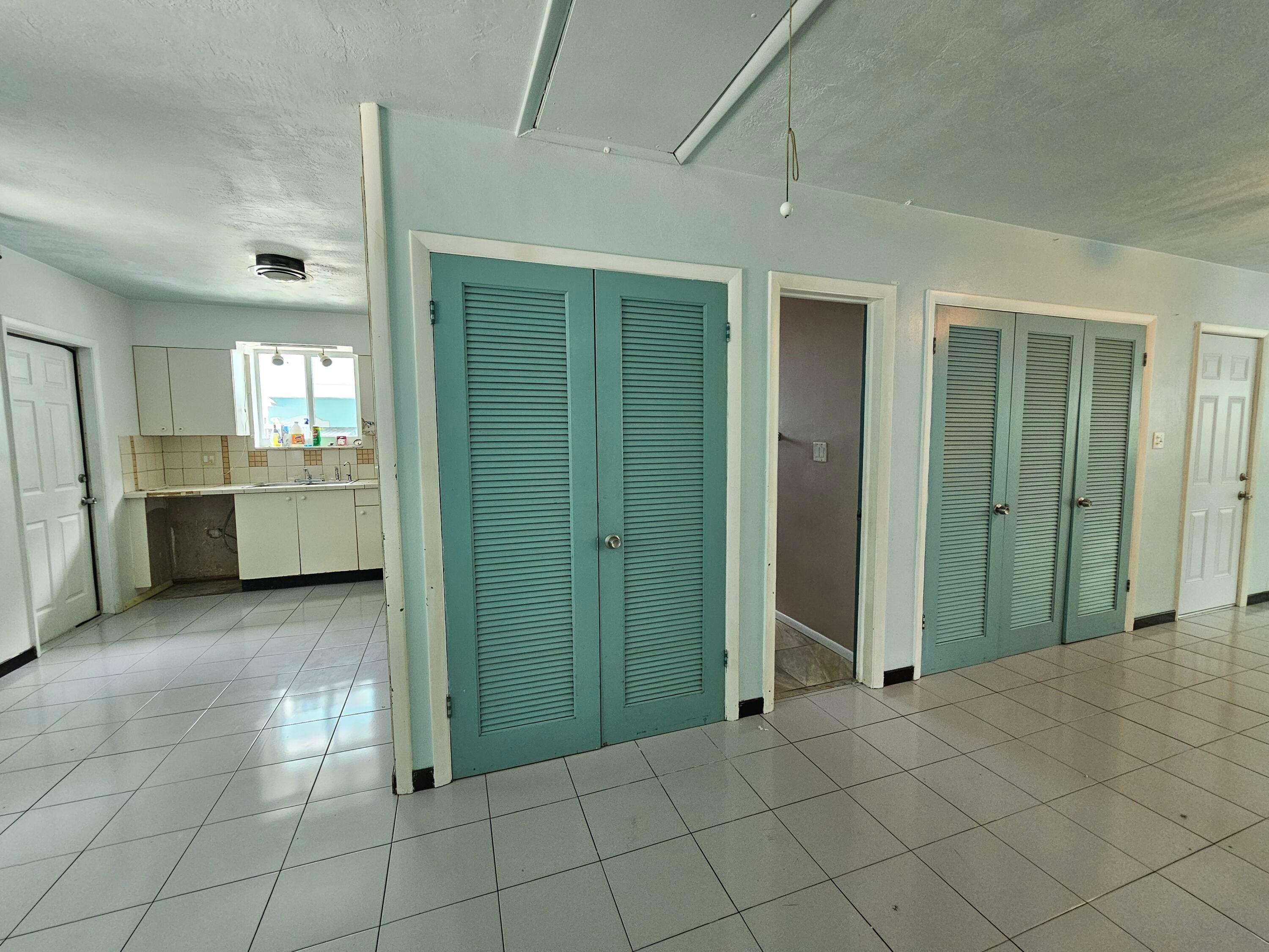 653 Colson Drive Key Largo, FL 33037 - Photo 9 of 27 Gallery Image 9