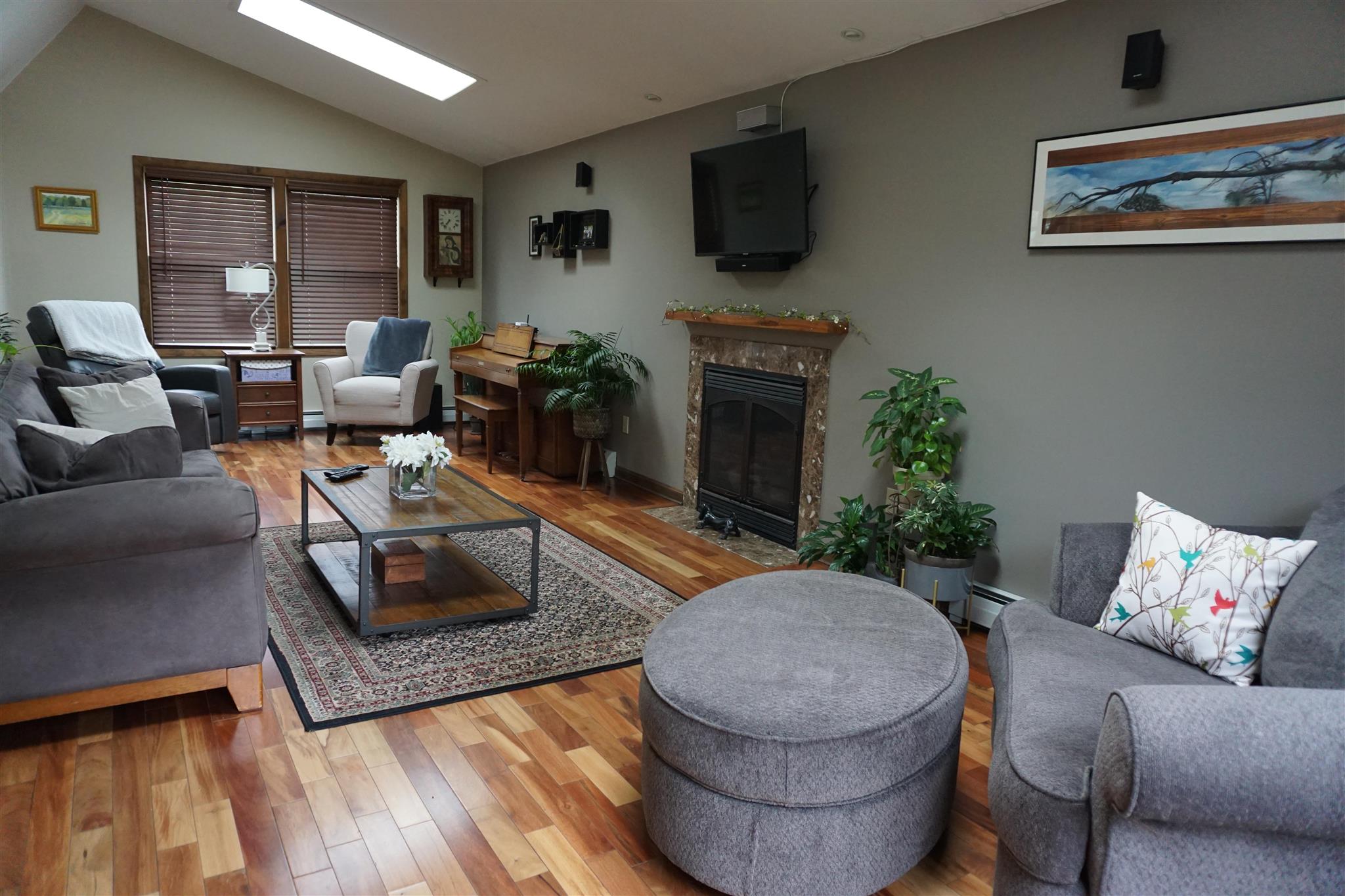 114 Lake Road Milton, VT 05468 - Photo 3 of 28 Gallery Image 3