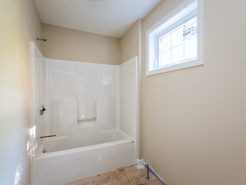 28 Conant Road Nashua, NH 03062 - Photo 13 of 13