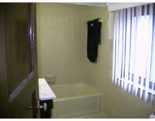 3639 West Run Road Munhall, PA 15120 - Photo 6 of 8 Master Bath/Spa. Ceramic tile