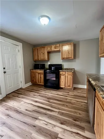 $900 | 114 East Main Street, Morris, NY 13808