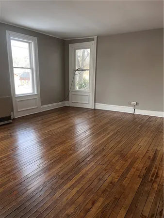 $900 | 114 East Main Street, Morris, NY 13808