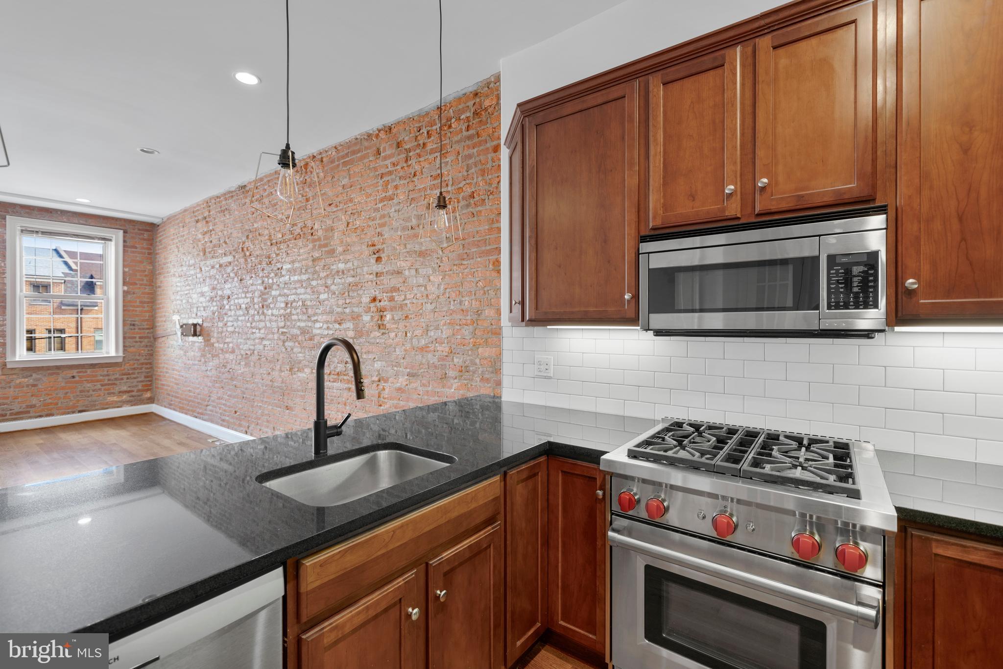 716 South 11th Street, Unit 201 Philadelphia, PA 19147 - Photo 2 of 35