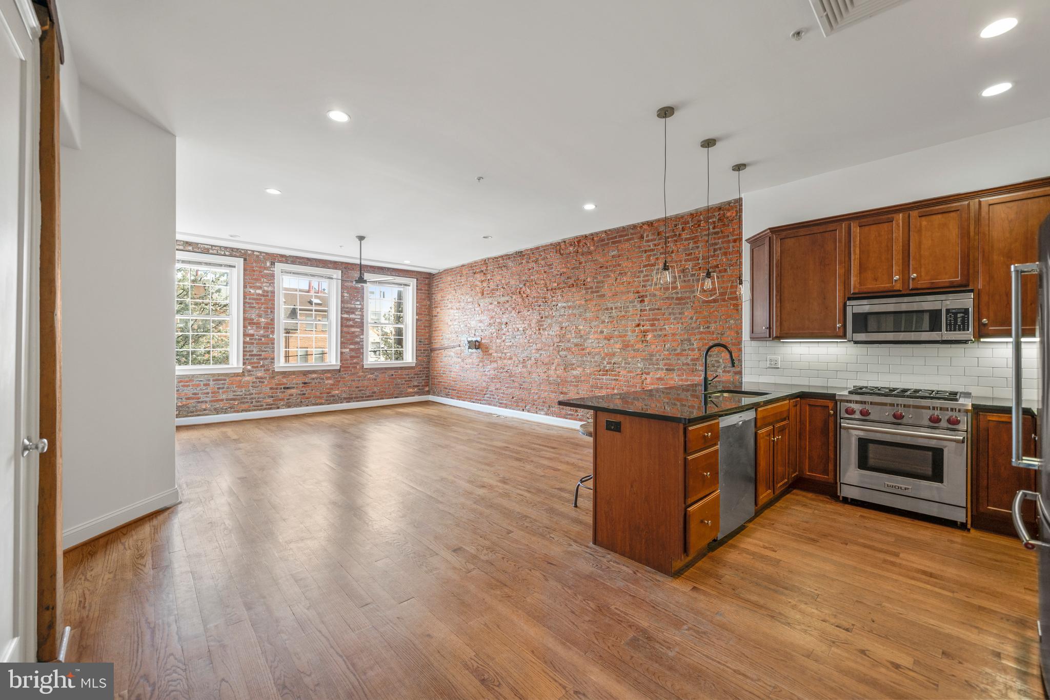 716 South 11th Street, Unit 201 Philadelphia, PA 19147 - Photo 13 of 35