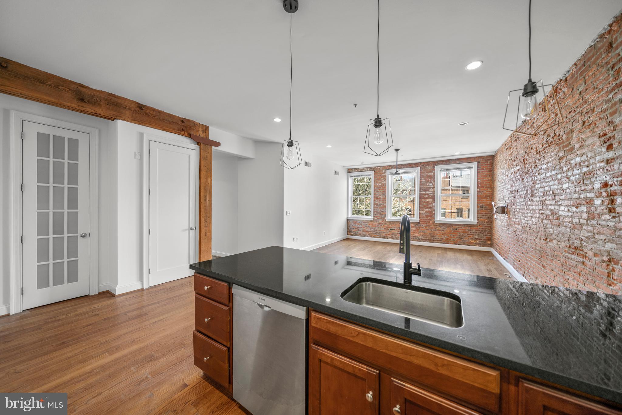 716 South 11th Street, Unit 201 Philadelphia, PA 19147 - Photo 3 of 35