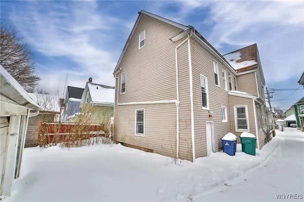 $250,000 | 32 Edson Street, Buffalo, NY 14210