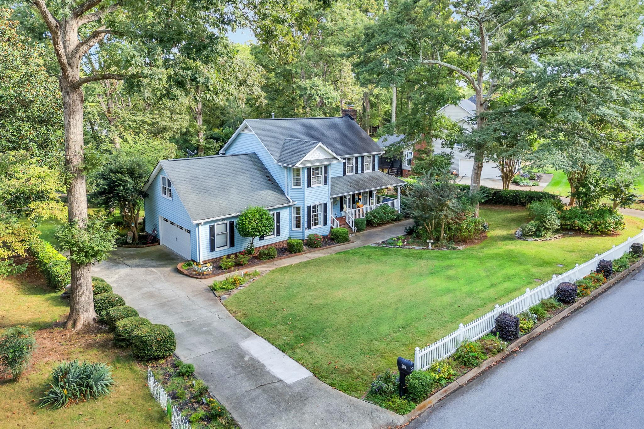 206 Squires Creek Road Simpsonville, SC 29681 - Photo 5 of 47 Gallery Image 5
