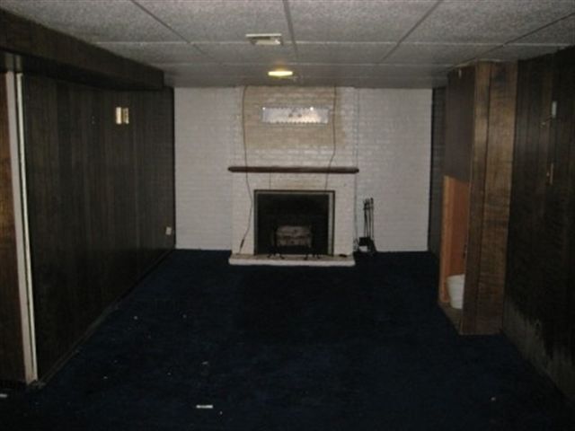 6340 Rutland Street Detroit, MI 48228 - Photo 7 of 7 31075660-6.JPG