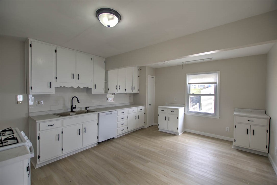 1368 West Marietta Street Decatur, IL 62522 - Photo 10 of 24