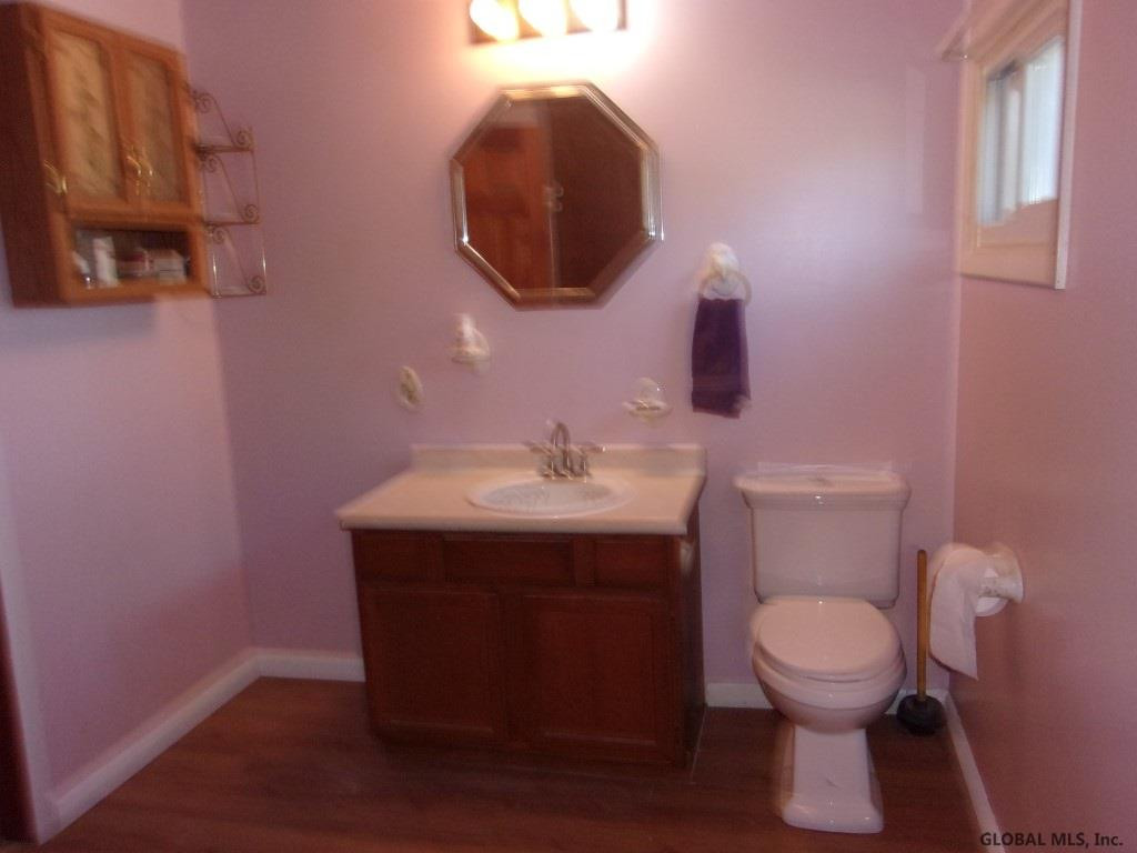 233 Lisha Kill Road Colonie, NY 12309 - Photo 11 of 27 Photo 11