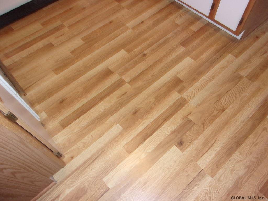 233 Lisha Kill Road Colonie, NY 12309 - Photo 14 of 27 Photo 14