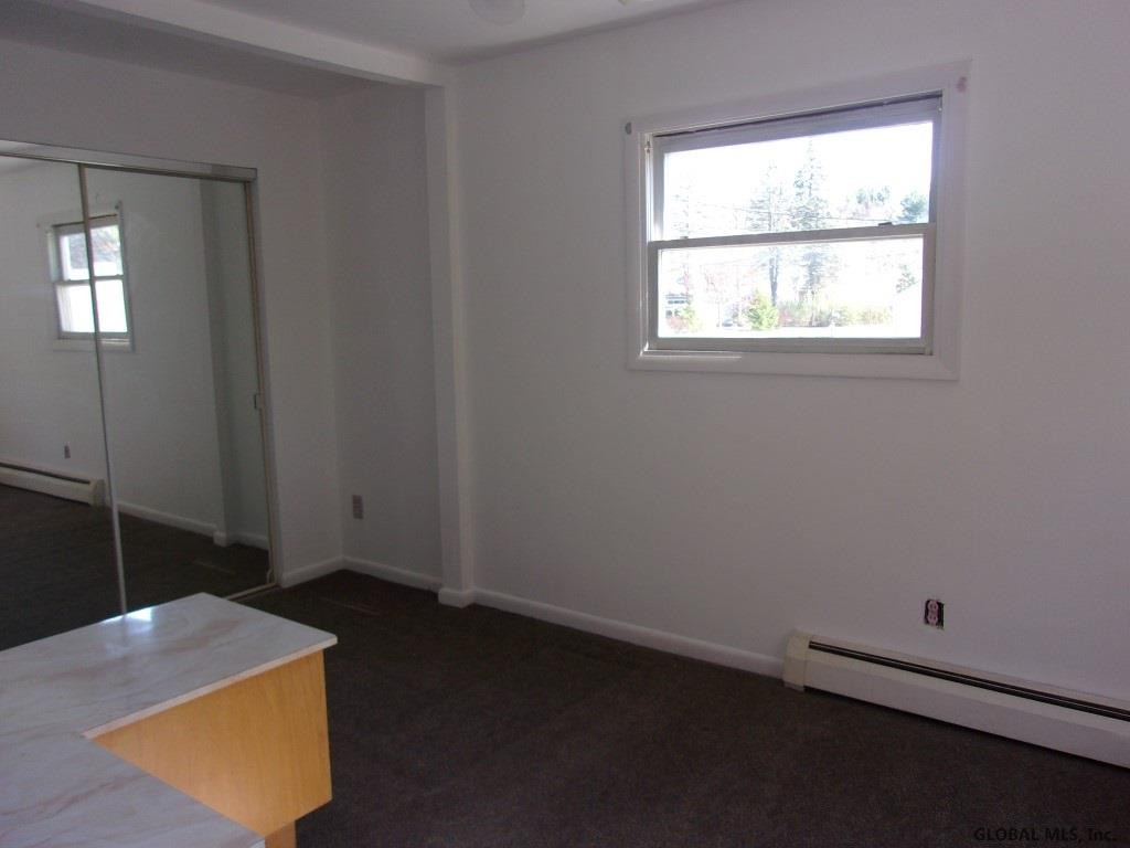 233 Lisha Kill Road Colonie, NY 12309 - Photo 18 of 27 Photo 18