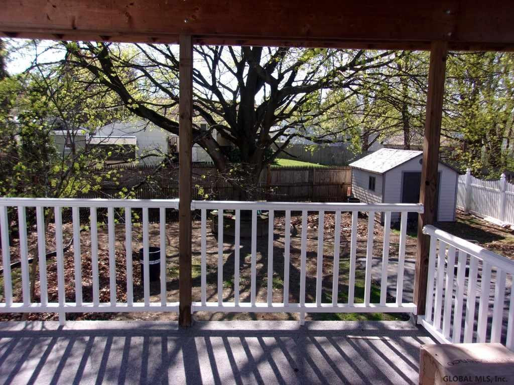 233 Lisha Kill Road Colonie, NY 12309 - Photo 3 of 27 Photo 3